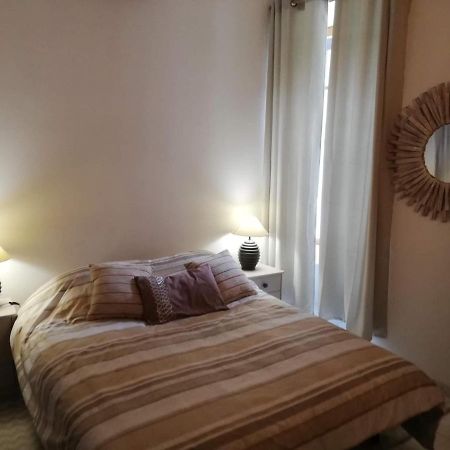 Orange: Appartement Pratique Et Idealement Place Orange  Kültér fotó