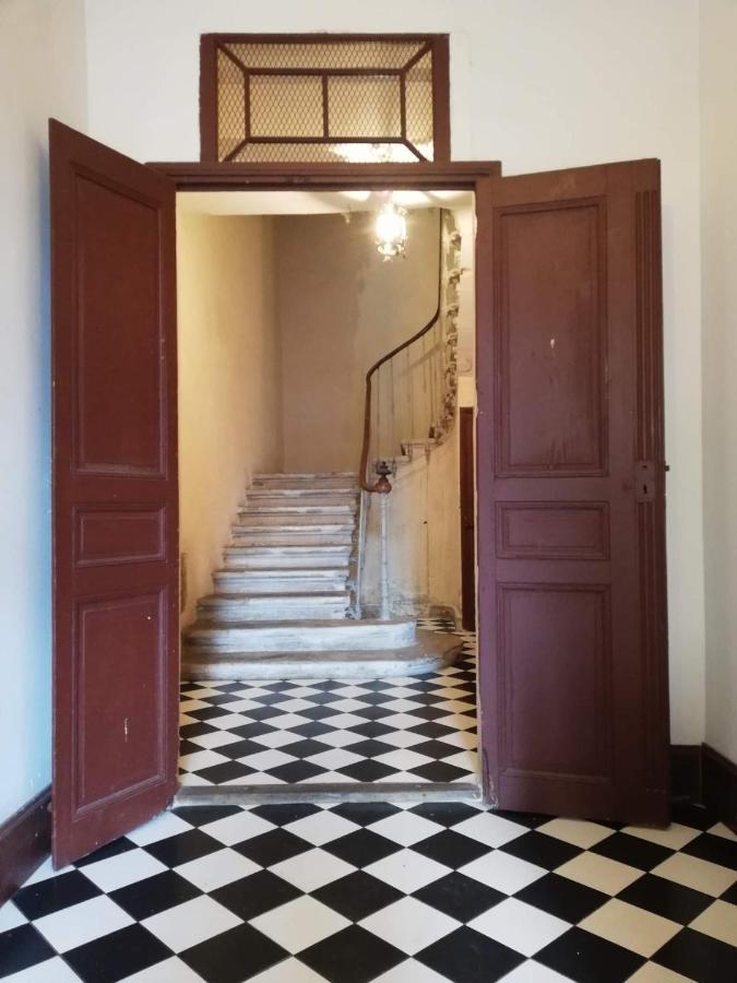 Orange: Appartement Pratique Et Idealement Place Orange  Kültér fotó